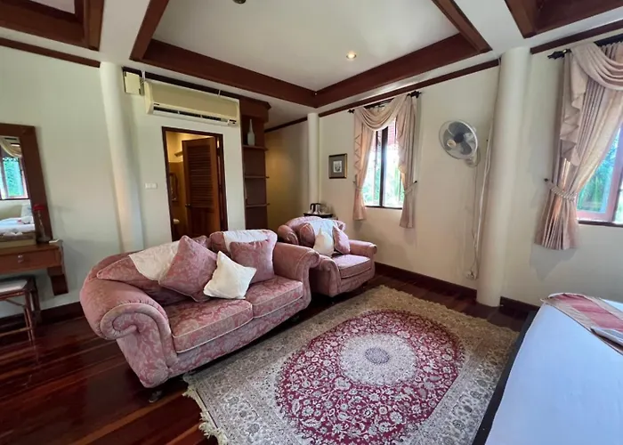 Baan Suvarnabhumi Villa Entire 5 Beds Private Pool On Hill Side