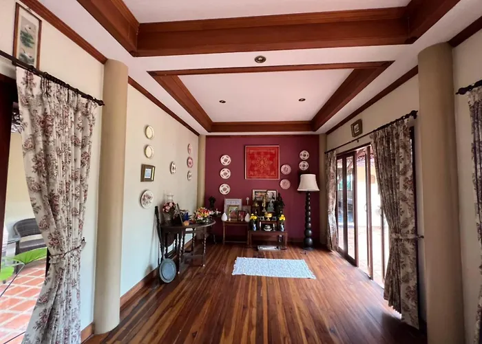Baan Suvarnabhumi Villa Entire 5 Beds Private Pool On Hill Side